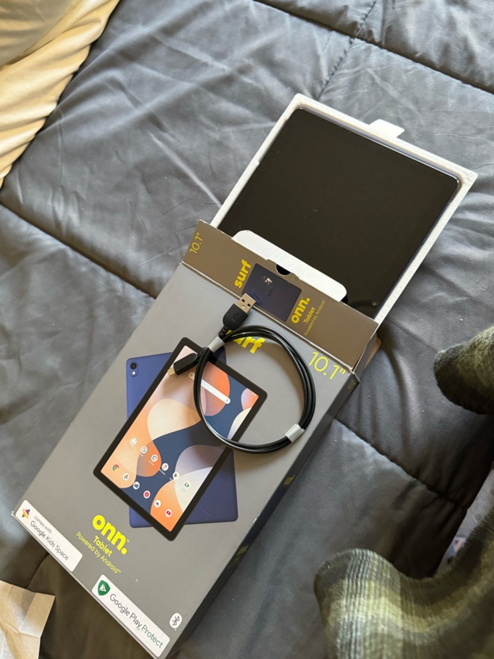 Black Tablet - Versatile Touchscreen Tablet - Picture 6 of 6